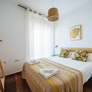 Homeyseville-lovely Duplex At Santa Cruz 10 Pax, Parking Optional Siviglia
