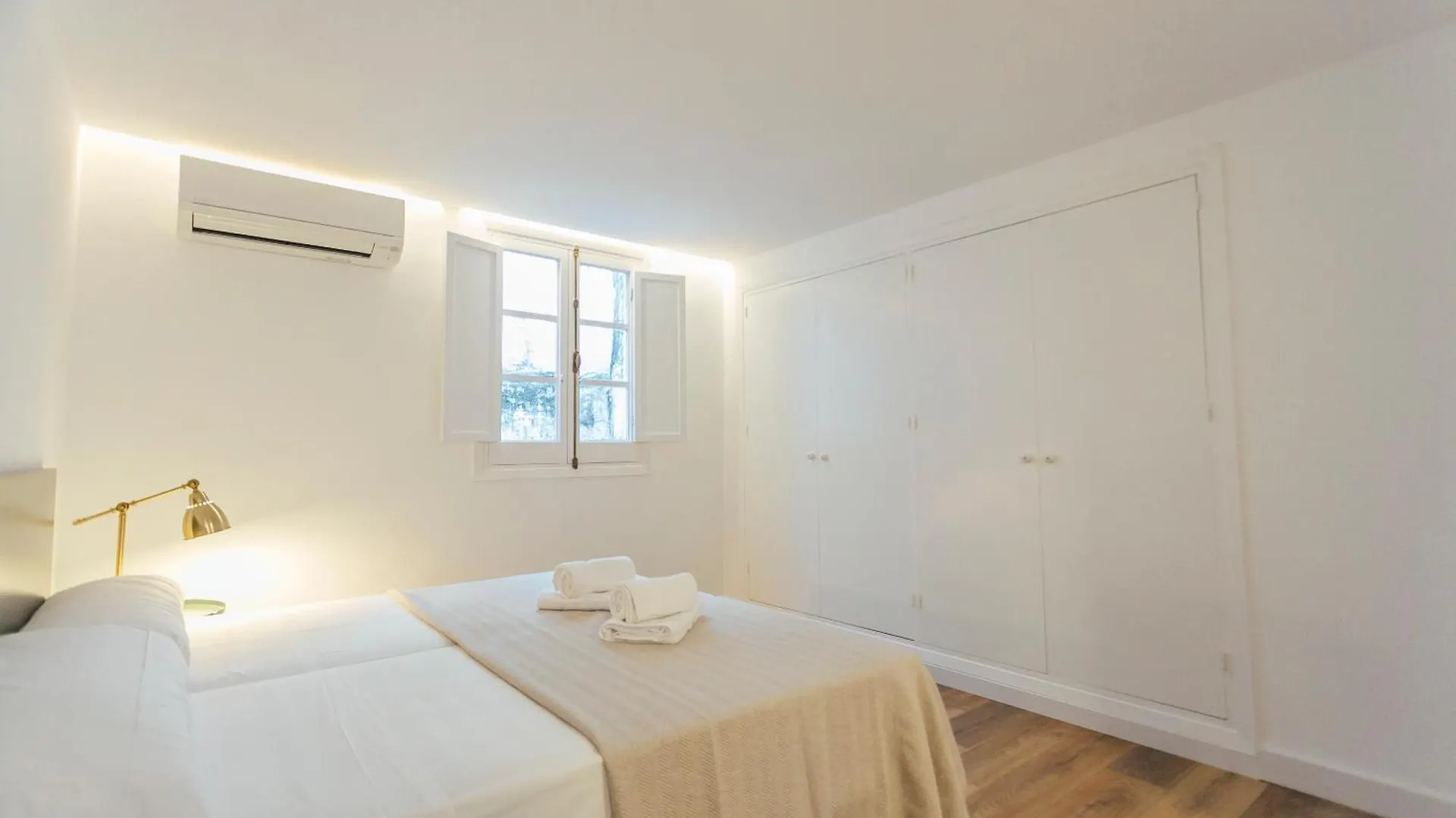 Decorated And Renovated- 2Bd 2Bth- Center Apartment Seville Spain