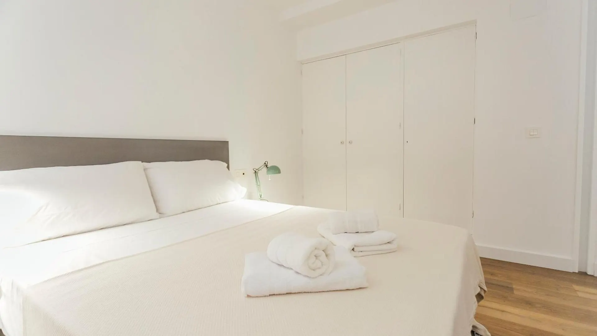 Decorated And Renovated- 2Bd 2Bth- Center Διαμέρισμα Σεβίλλη