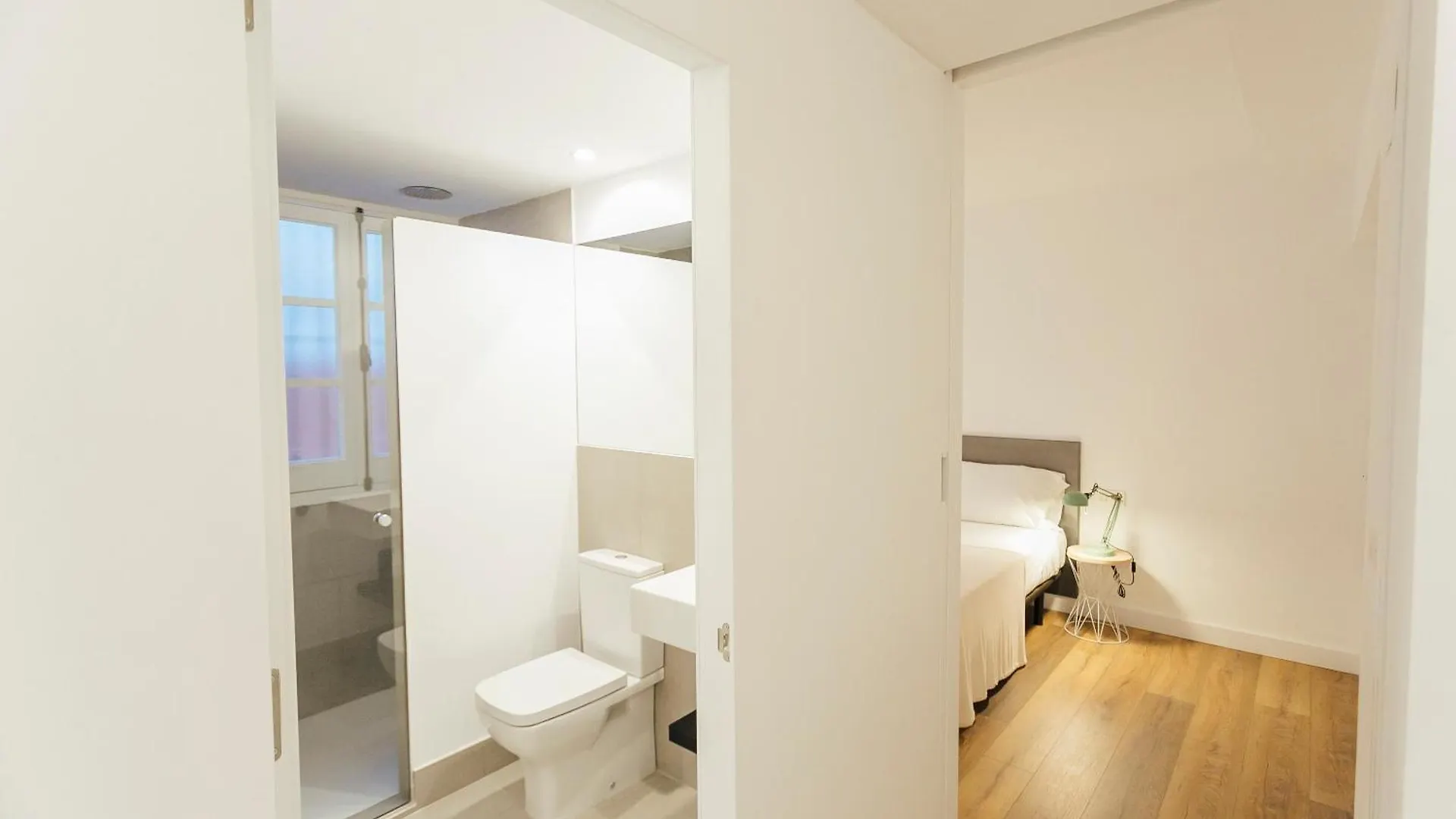 Decorated And Renovated- 2Bd 2Bth- Center Διαμέρισμα Σεβίλλη